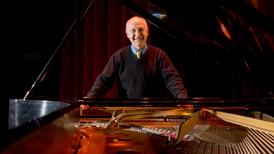 Pianist Max Lifchitz