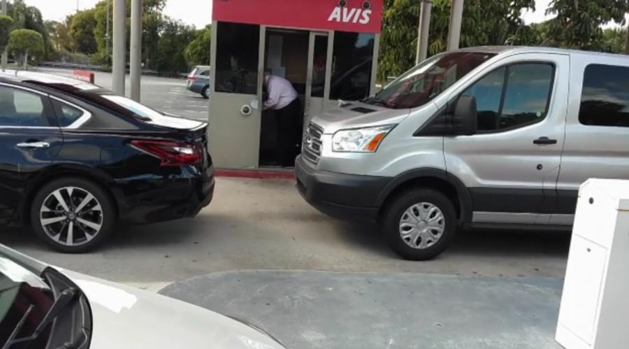 Avis, West Palm Beach International Airport