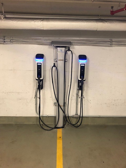 SemaConnect smart networked EV charging stations at CBRE in Washington DC
