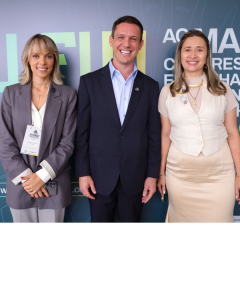 Rony Jabour standing with Larissa Barreto, President of ABRAEST and Events Director at ANEST, and Iva Barbosa, the newly elected President of ANEST, at CONEST 2025 in Brasília.