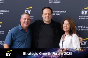 Tom Currier of Maverick Power attending the EY Strategic Growth Forum 2025 as an Entrepreneur Of The Year National Finalist.