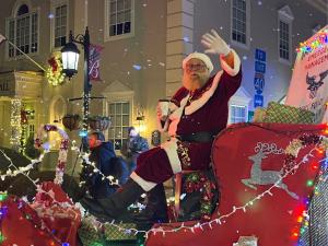 Santa arrives in the Brownsville Christmas Parade with an escort from the dedicated volunteers of the Haywood County Emergency Management Agency. You’re invited to be a part of this tradition Saturday, December 6 at 6 pm.