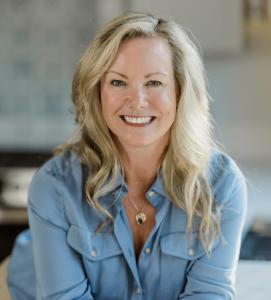 Robin Vilter, Real Estate Professional of Leelanau Living Realty Group, Five Star Real Estate in Leland, Michigan