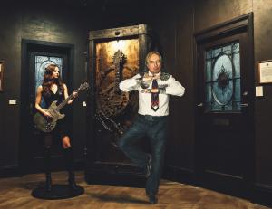 ViennaCC posing at rock museum