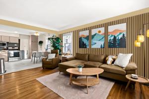 Barron Designs Acoustic Panels In Modern Living Room