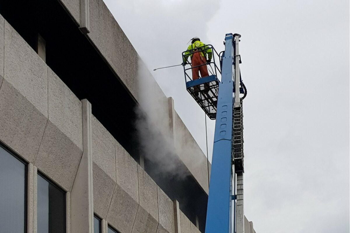 Fassadenreinigung ohne Hochdruck
