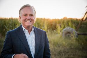 Joe Jennings, Tilley CEO and founder, in a farm field