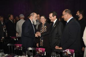 Shalva CEO Yochanan Samuels and President Kalman Samuels welcome the President of the State of Israel, Mr. Isaac Herzog.