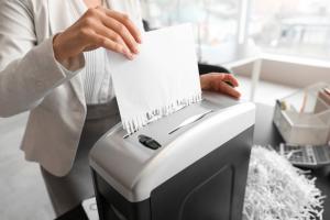 Professional document shredding service in LA,