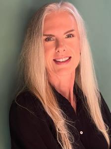 Author Angela Bennett