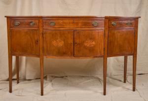 Rare, important Federal period figured mahogany sideboard that retains the original label of maker John Townsend (1733-1809) of Newport, Rhode Island. Estimate: $10,000-$30,000.