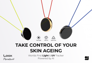 Loox Pendant - World’s First UV and Light Tracking Wearable Powered by AI