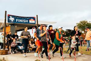 Active Texan Tinsel Trot