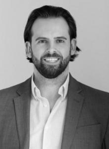 Justin Taylor Niagara Real Estate Agent Headshot.