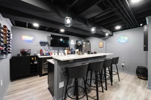 Wisconsin Finished Bar