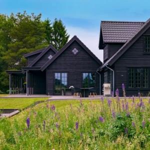 Energieffektive Træhuse I Dansk Design Med Komfort Året Rundt - 3Huse