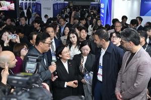 Opening Day Group Tour at COMEUP 2025