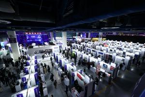 Bird's eye view on the showfloor of COMEUP 2025