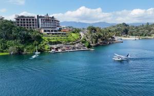 Santai Seaplane’s amphibious demonstration flights at Lake Toba, North Sumatra in September 2025