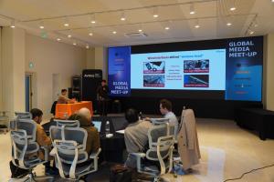 Uniqconn CEO Young Dong Kim presents at the Global Media Meetup held on Tuesday, December 9, at MIK Basecamp in Seocho-gu, Seoul.