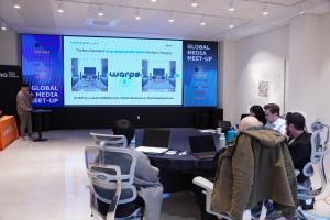 Minsoo Kim, Assistant Manager at Warp Solution, presents at the Global Media Meetup