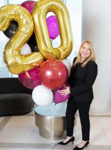 Jennifer Breen, Founder of Suite Home Corporate Housing Celebrates 20-Year Company Anniversary with Balloons and Skyline Views of Chicago
