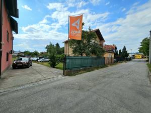 ZONA parking aerodrom Sarajevo je skriven od prolaznika ali je jednosatavan za pronaći.