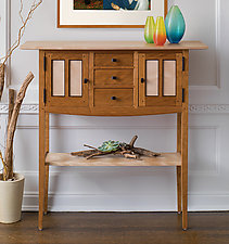 Dumke's signature blend of fine craftsmanship and meticulous detailing, in an elegant statement-making console. https://www.bidsquare.com/auctions/smithsonian-dumke/smithsonian-craft-show-artist-shops-tom-dumke-5603