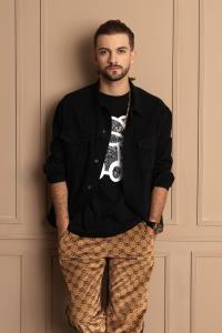 Blondiak / Lopera International