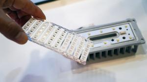 Close-up look at Neurélux's HS FRAME technology