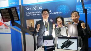 Korea Lighthing's representatives at their booth