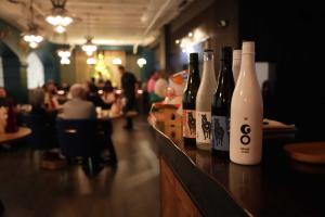 Tsunan Sake Brewery launched its 2026 global strategy in Portland, debuting acclaimed "Premiere Table Rice Sake" brewed from premium Uonuma Koshihikari.