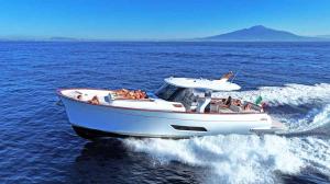 Kissfromitaly Luxury Yacht Cruising to Amalfi Coast from on a Sunny Day