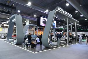 The 2026 Kuwait Motor Show opened in Hawalli Governorate from January 19 to 24, where EXEED made a grand showcase with two flagship models: the VX PHEV, a large seven-seat super hybrid luxury SUV, and the MX ICE, a Tech-Comfort SUV.