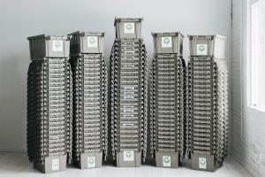 plastic moving boxes for rent