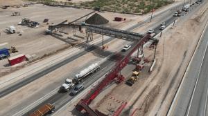 Acrow Bridge in service over Interstate 20 in Texas (Image Credit - Sundt Construction)