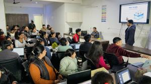 Students attending HSIM Only Marketing System digital marketing workshop in Karnal learning branding and marketing strategy frameworks.