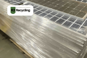 Palletized solar panels for recycling