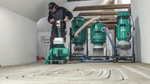 Mit der Fräsmethode von Nordwærme kann eine Fußbodenheizung binnen weniger Tage in den Bestandsboden eingefräst werden.