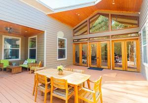 Heritage Retreat senior care Kingwood