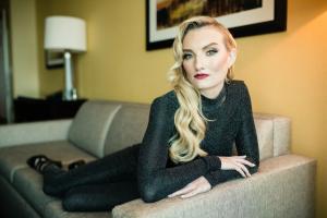 An evening of elegance, intrigue and cinematic sophistication. Join Kendra Erika in Las Vegas for the exclusive live debut of License to Thrill – The James Bond Songbook. Sunday, February 15. Reserve your place at KendraErika.com.