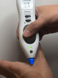 Li 4 - Dolphin Microcurrent