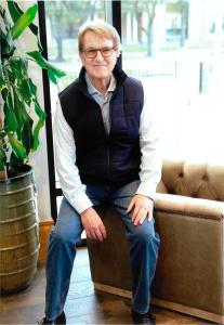 Photo of D. Earl Johnston, author of the book "Choosing Emotions"