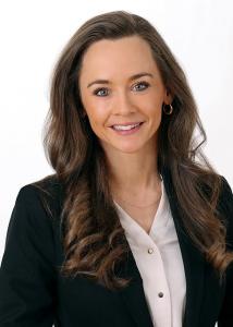 headshot of Elizabeth Escobar