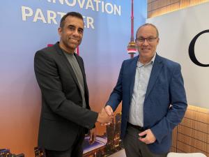 Tom Tessier, President of Solara (right), and Vijay Krishnan, Vice-President, Strategic Partnerships of Skylo