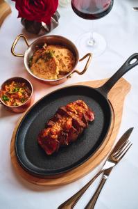 Filet of Beef Creole at The Grill Room