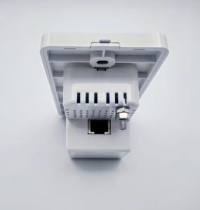 Active POE-Jack has a Bottom Rear Uplink Port, 1 Cable into the back, gives you 4 ports out the front