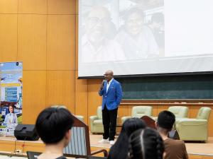 Photo of Veejay Madhavan