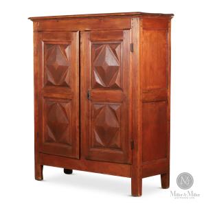 Lot 167 — Quebec Diamond Point Armoire: Quebec, 18th century pine diamond point armoire with traces of original red paint. Estimate: $12,000–$18,000 CAD.