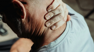 neck pain chiropractor.